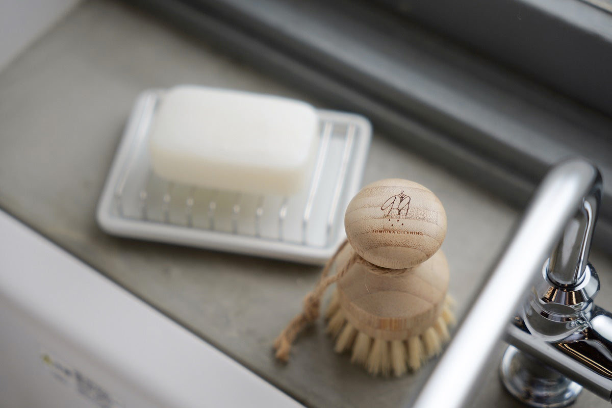 Laundry brush